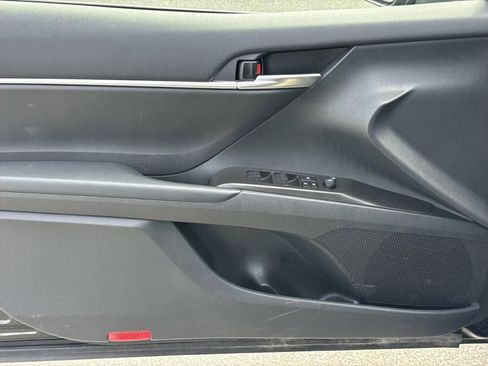 Used 2024 Toyota Camry SE image 23