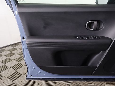 Used 2025 Hyundai Ioniq 5 SE AWD/4WD image 20