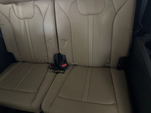 Certified 2025 Kia Sorento SX Prestige w/ Olive Brown Leather Package AWD/4WD image 27