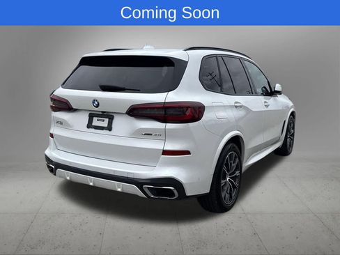 Used 2021 BMW X5 xDrive40i w/ M Sport Package image 6
