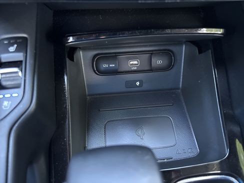 Used 2022 Kia Telluride EX w/ EX Premium Package AWD/4WD image 35