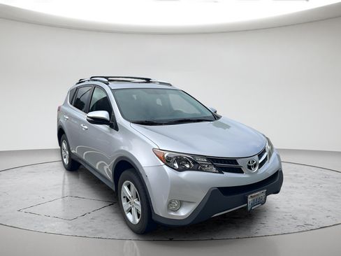 Used 2013 Toyota RAV4 XLE AWD/4WD image 1