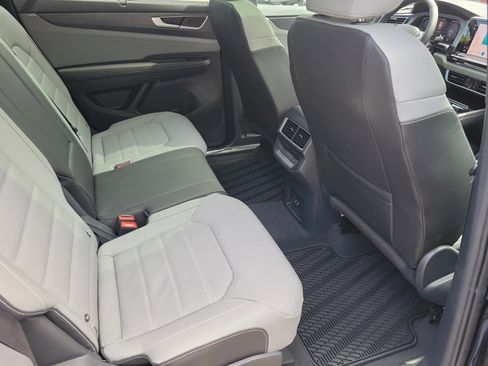New 2026 Volkswagen Atlas Cross Sport SEL R-Line AWD/4WD image 29