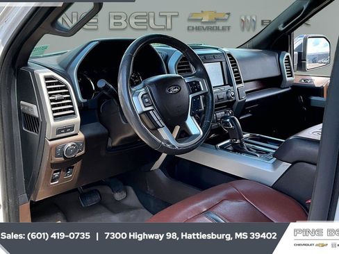 Used 2018 Ford F150 King Ranch w/ Equipment Group 601A Luxury AWD/4WD image 13