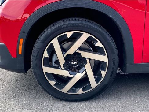 Certified 2025 MINI Cooper Countryman S w/ Comfort Package Max AWD/4WD image 10