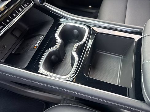 New 2026 Chevrolet Traverse LT FWD image 18