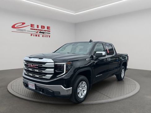 Used 2024 GMC Sierra 1500 SLE AWD/4WD image 1