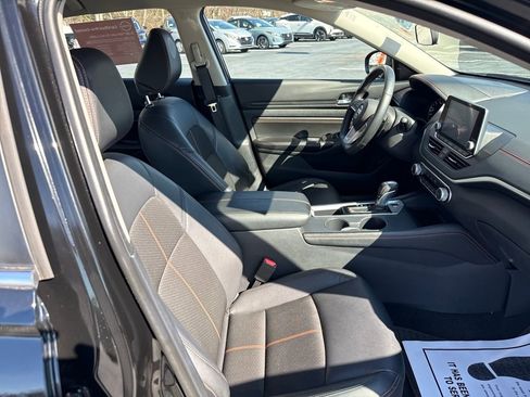 Used 2022 Nissan Altima 2.5 SR image 31