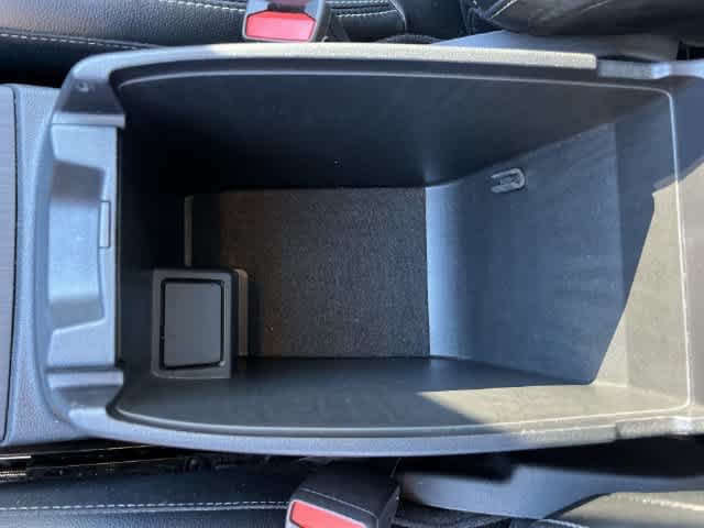 Used 2022 Ford Escape SEL w/ Technology Package FWD image 34