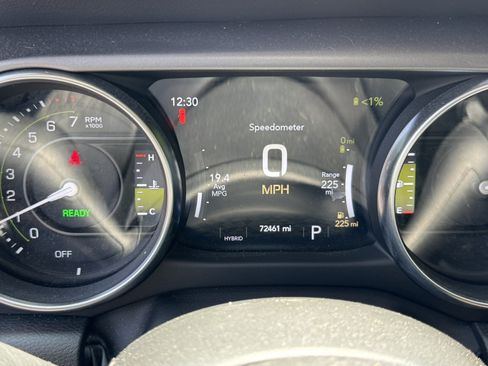 Used 2023 Jeep Wrangler Unlimited w/ 8.4" Radio Group AWD/4WD image 32