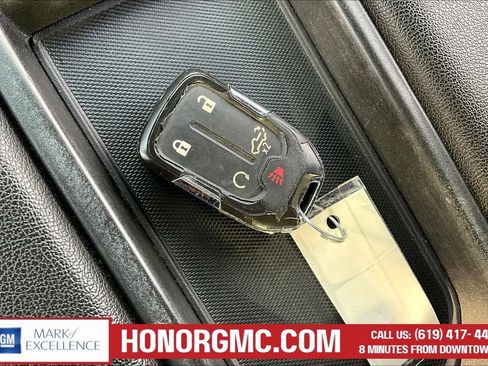 Used 2019 Chevrolet Silverado 1500 LT Trail Boss w/ Convenience Package image 34