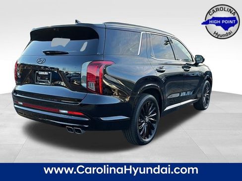 Used 2025 Hyundai Palisade Calligraphy image 7