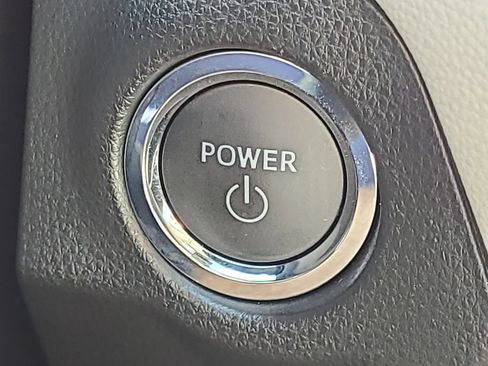 Certified 2025 Toyota RAV4 XLE AWD/4WD image 22
