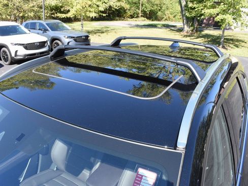 New 2025 MAZDA CX-5 Signature image 11