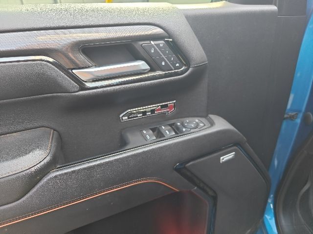 Used 2023 GMC Sierra 1500 AT4 w/ AT4 Premium Package AWD/4WD image 10