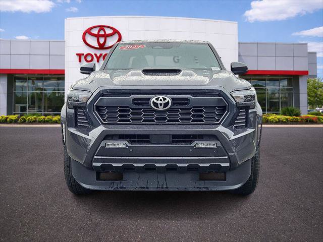 Used 2024 Toyota Tacoma TRD Sport w/ TRD Sport Upgrade Package AWD/4WD image 2