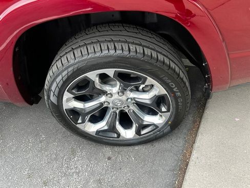 Used 2021 RAM 1500 Limited AWD/4WD image 15