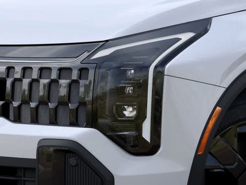 New 2026 Kia Sportage X-Line image 10