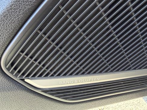 Used 2018 Audi A4 2.0T Premium Plus w/ Premium Plus Package image 19