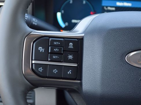 New 2026 Ford F350 Platinum w/ Platinum Plus Package image 9