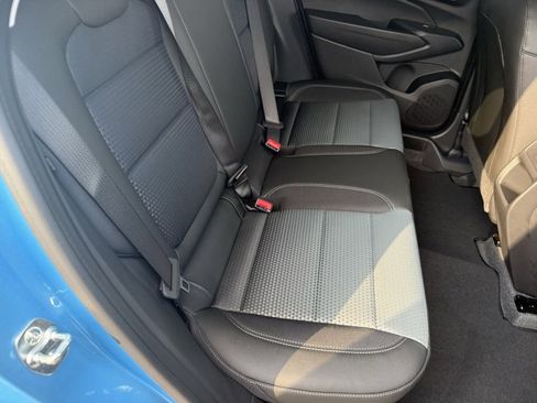 New 2026 Chevrolet Trax LT w/ Sunroof Package image 36