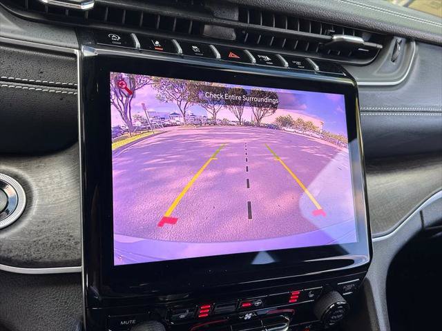 Certified 2025 Jeep Grand Cherokee Limited RWD image 25