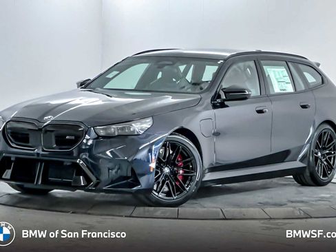 New 2026 BMW M5 Touring image 1