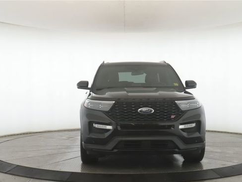 Used 2020 Ford Explorer ST w/ ST Street Pack image 12