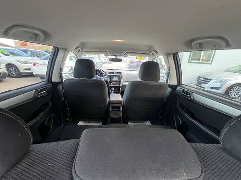 Used 2019 Subaru Outback 2.5i Premium AWD/4WD image 8