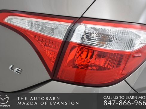 Used 2015 Toyota Corolla L image 34