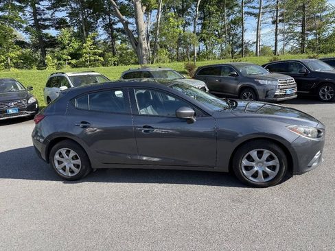 Used 2015 MAZDA MAZDA3 i Sport FWD image 5