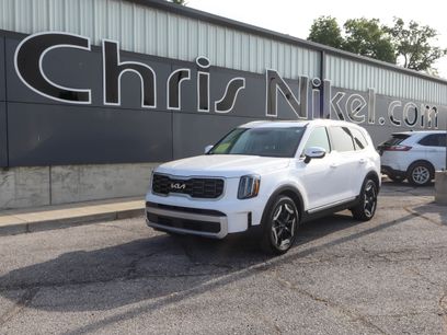 Used 2025 Kia Telluride S