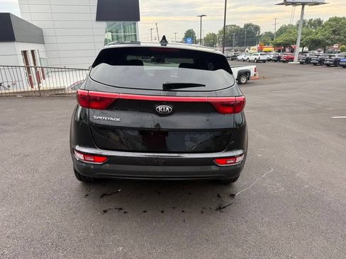 Used 2017 Kia Sportage LX AWD/4WD image 7