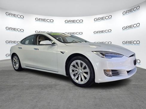 Used 2017 Tesla Model S 90D image 1