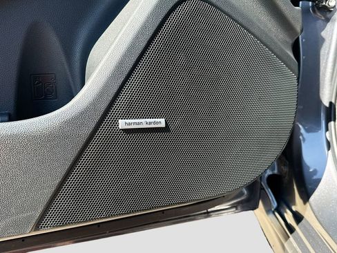 Certified 2025 Subaru Crosstrek 2.5i Limited w/ Crosstrek Mirror Package image 26