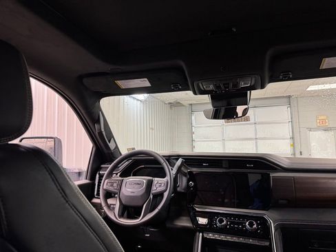 New 2026 GMC Sierra 2500 Denali Ultimate AWD/4WD image 22