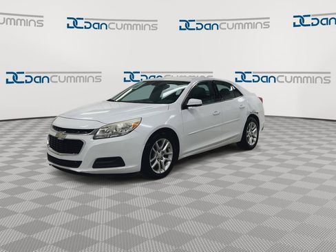 Used 2014 Chevrolet Malibu LT w/ Power Convenience Package image 4