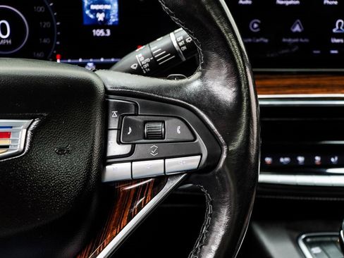 Used 2021 Cadillac Escalade Premium Luxury image 38