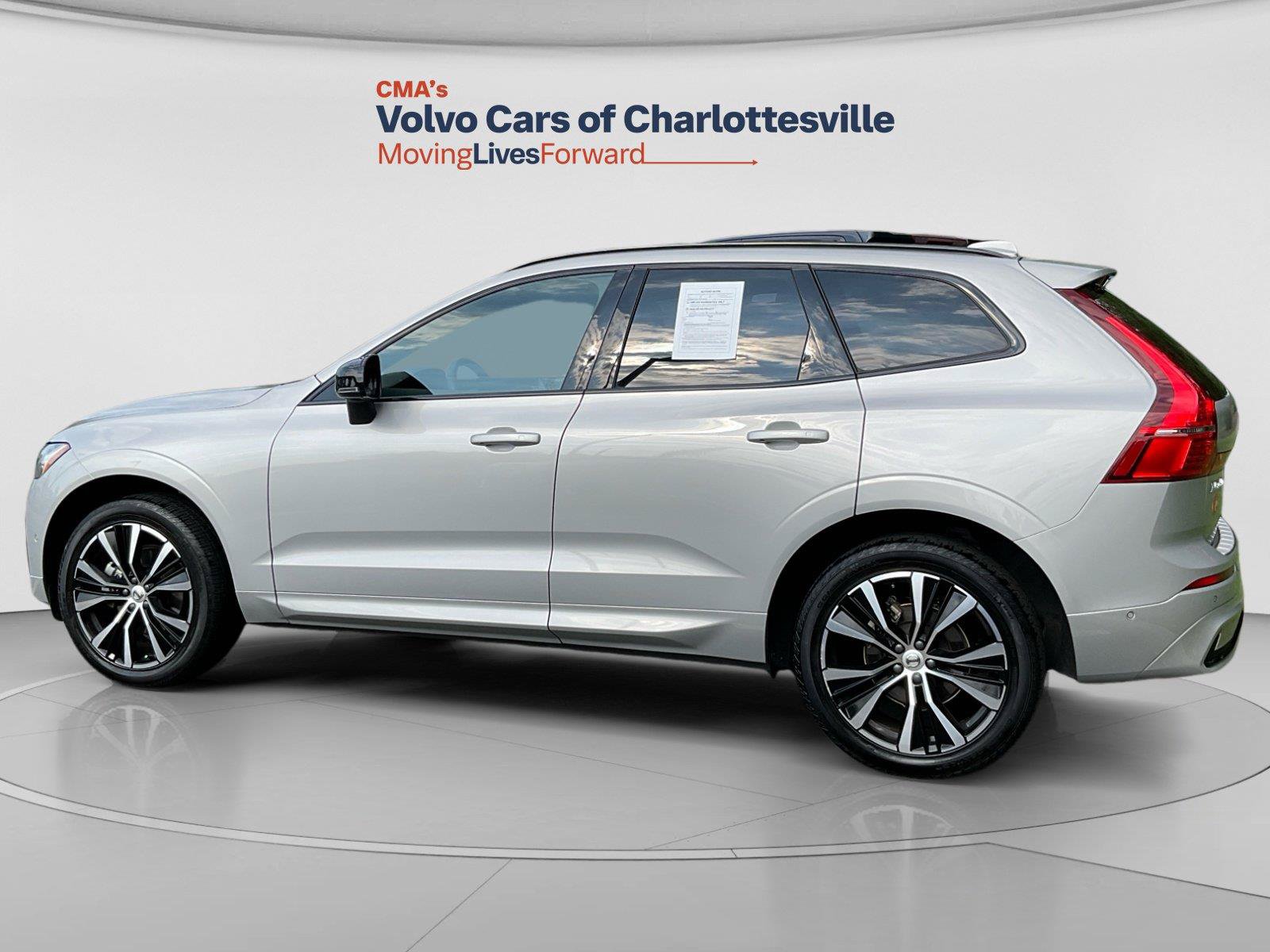 Certified 2023 Volvo XC60 B5 Ultimate w/ Climate Package AWD/4WD image 2
