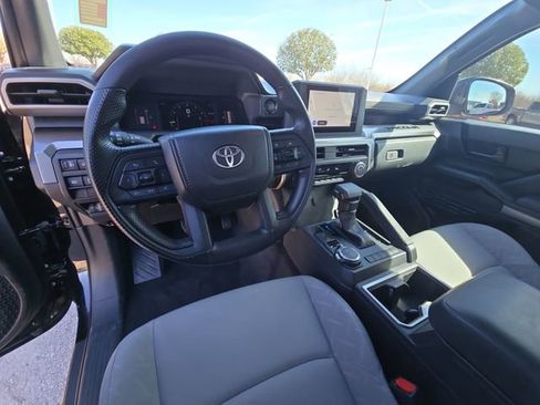 Used 2025 Toyota Tacoma SR5 image 15