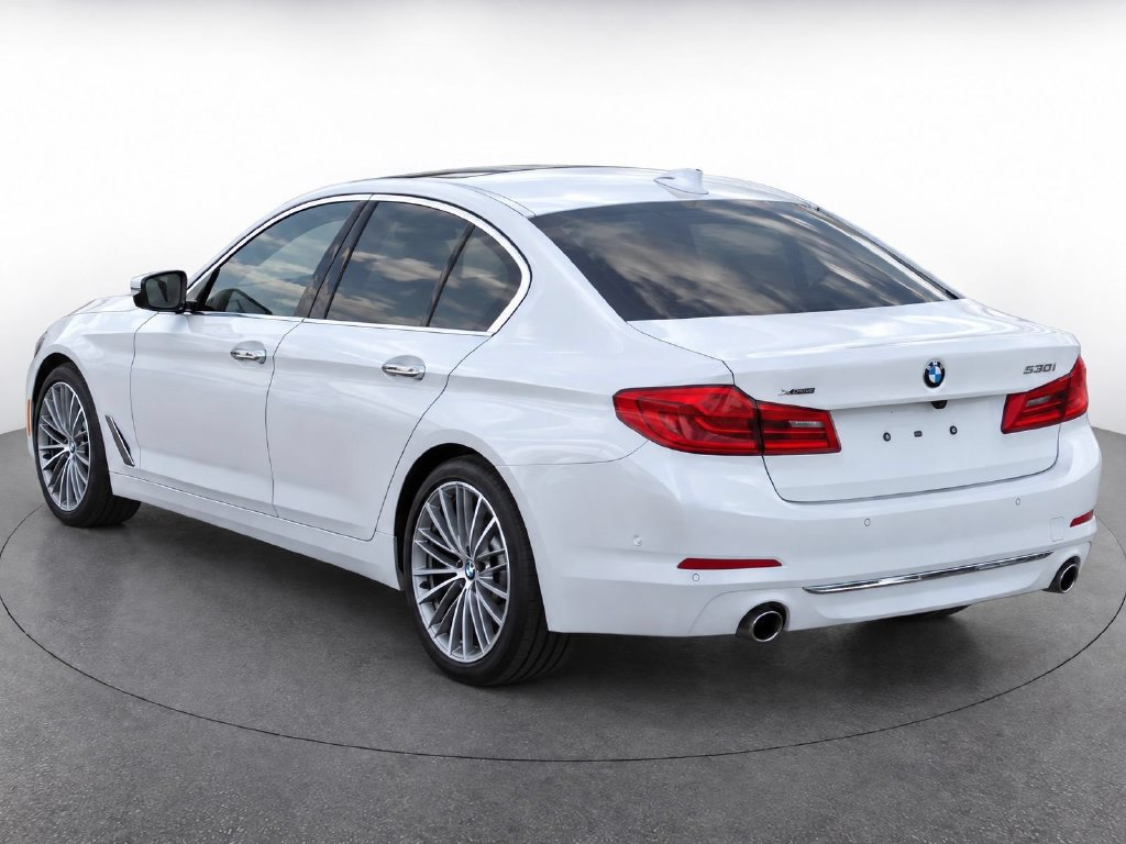 Used 2018 BMW 530i xDrive AWD/4WD image 4