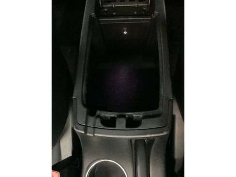 Used 2013 Chrysler 200 Limited image 24