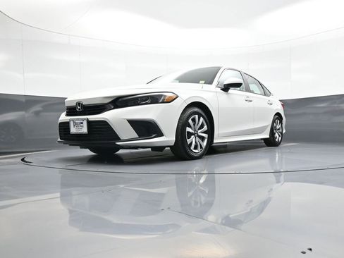 Used 2023 Honda Civic LX image 25