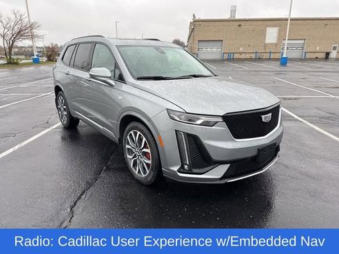 Used 2024 Cadillac XT6 Sport image 7