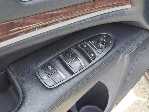 Used 2015 INFINITI QX60 Luxe w/ Deluxe Touring Package AWD/4WD image 23
