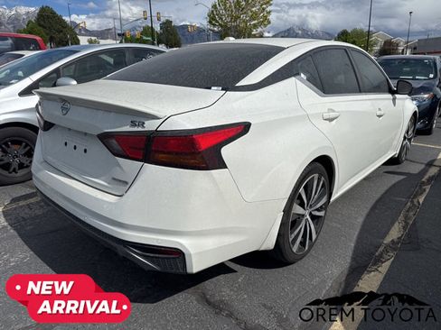 Used 2020 Nissan Altima 2.0 SR image 12