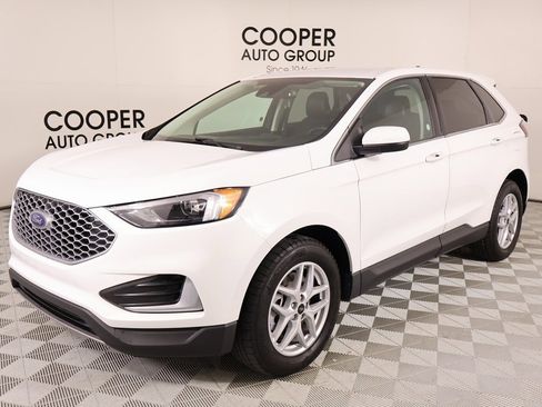 Used 2024 Ford Edge SEL image 10