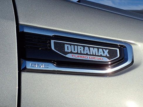 New 2026 GMC Sierra 1500 SLT w/ SLT Premium Plus Package image 2