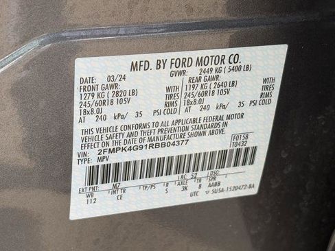 Certified 2024 Ford Edge SE image 27