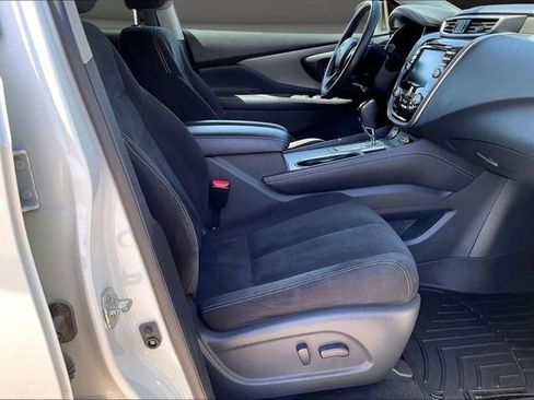 Used 2019 Nissan Murano SV FWD image 7